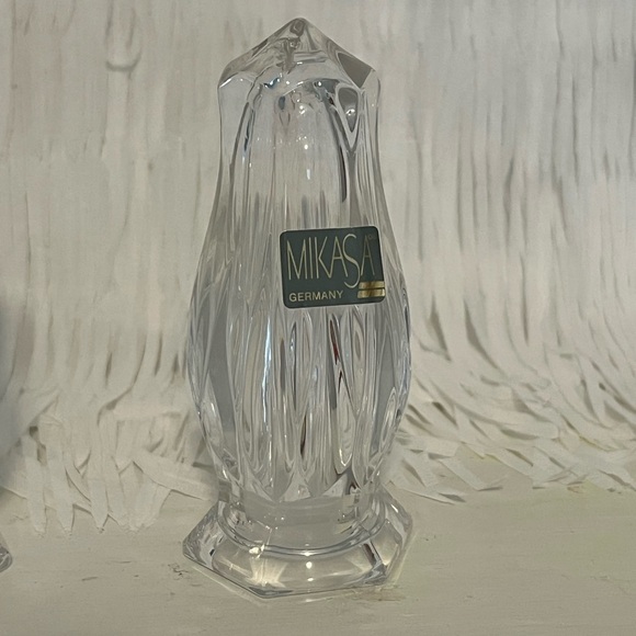 Mikasa Crystal Icicles Salt & Pepper Shakers Set.  Excellent condition! - Picture 9 of 9